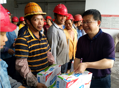 瀘天化股份公司總經(jīng)理助理陳偉一行深入南寧基地調(diào)研