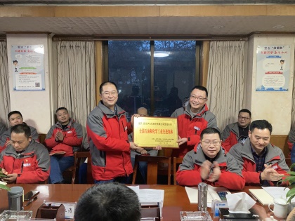 關(guān)注細(xì)節(jié) 追求卓越 ——記“全國(guó)石油和化學(xué)工業(yè)先進(jìn)集體”瀘天化股份公司合成車(chē)間