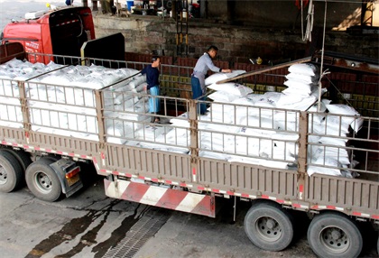 瀘天化股份公司多產化肥支援農業(yè)春耕生產