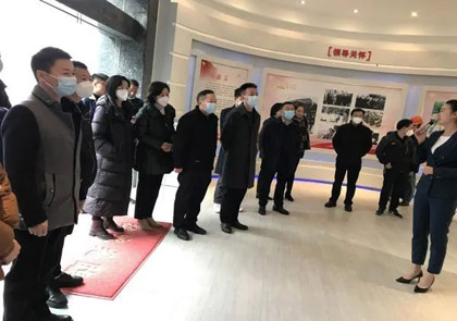 四川省中青年干部培訓(xùn)班學(xué)員到瀘天化股份公司調(diào)研