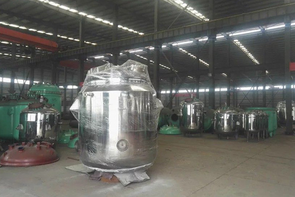 不銹鋼反應釜具體是怎么工作的？